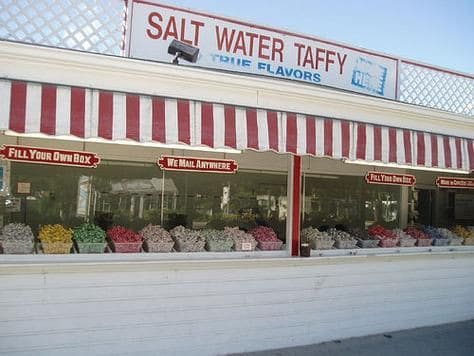 the cape cod salt water taffy store front