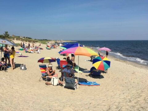 Inn near the beach Cape Cod Harwich MA